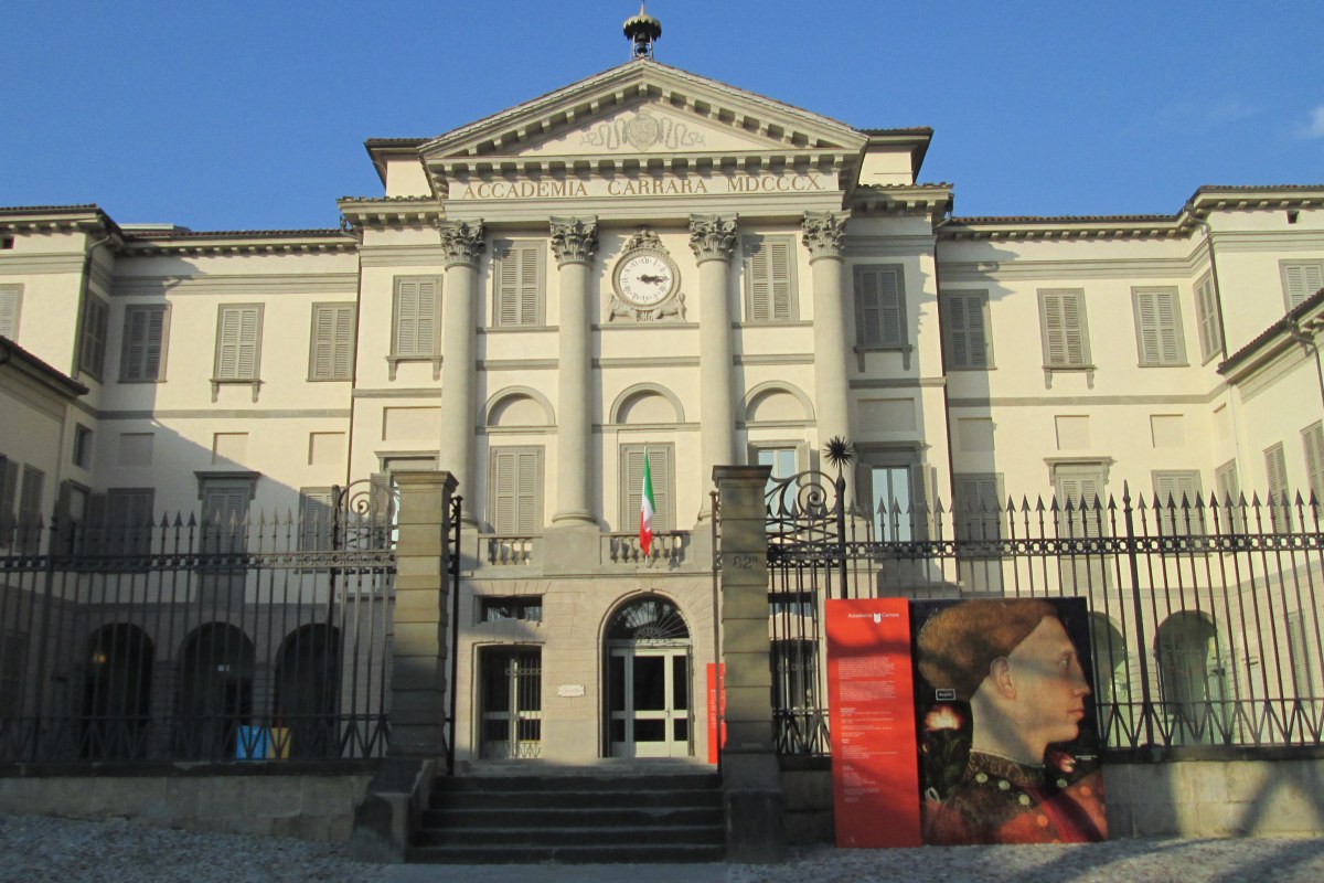 Mazzoleni House